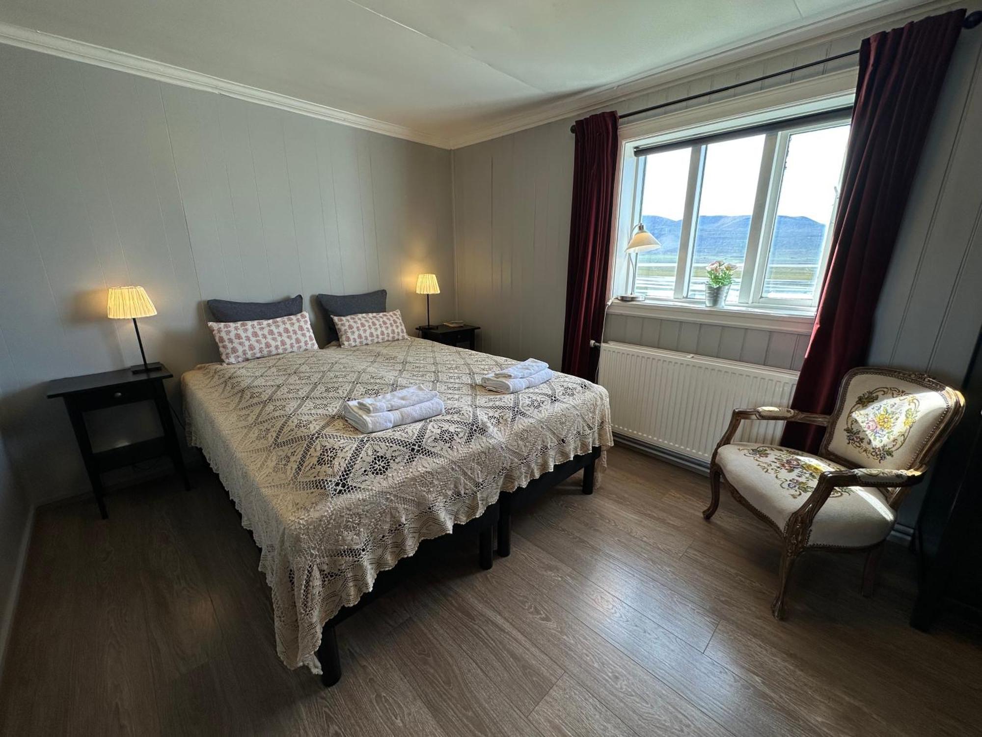 Helluland Guesthouse Saudarkrokur Экстерьер фото